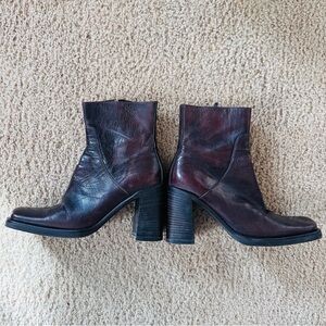 Debut Dark Brown Leather Heeled Boots Made in Italy
